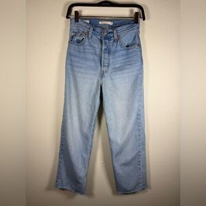 Levi Ribcage Straight Womens Jeans 25 Cropped Cut Hem 25” Inseam Light Wash